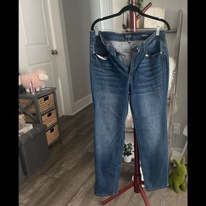 Judy Blue Straight Fit Jeans